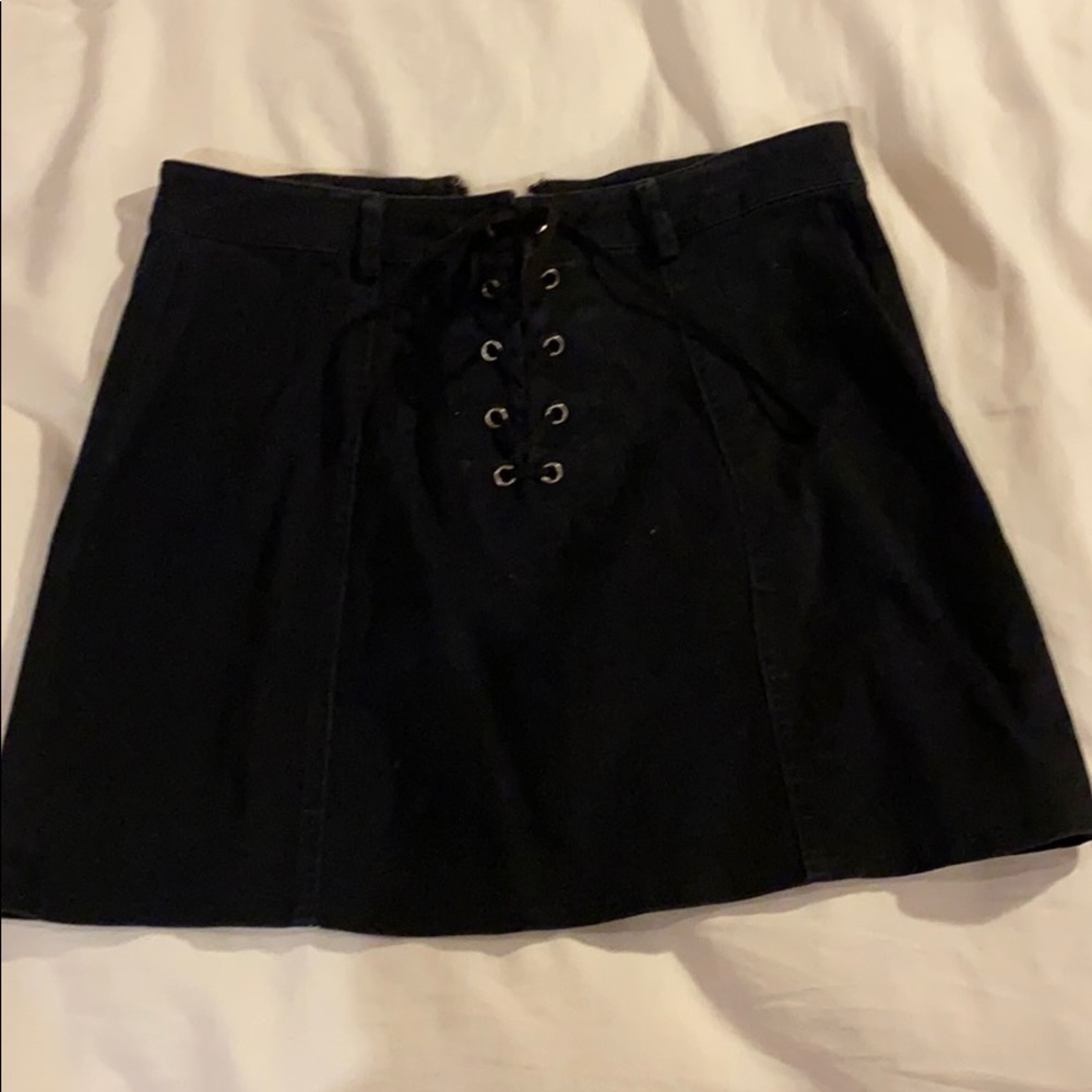Black skirt